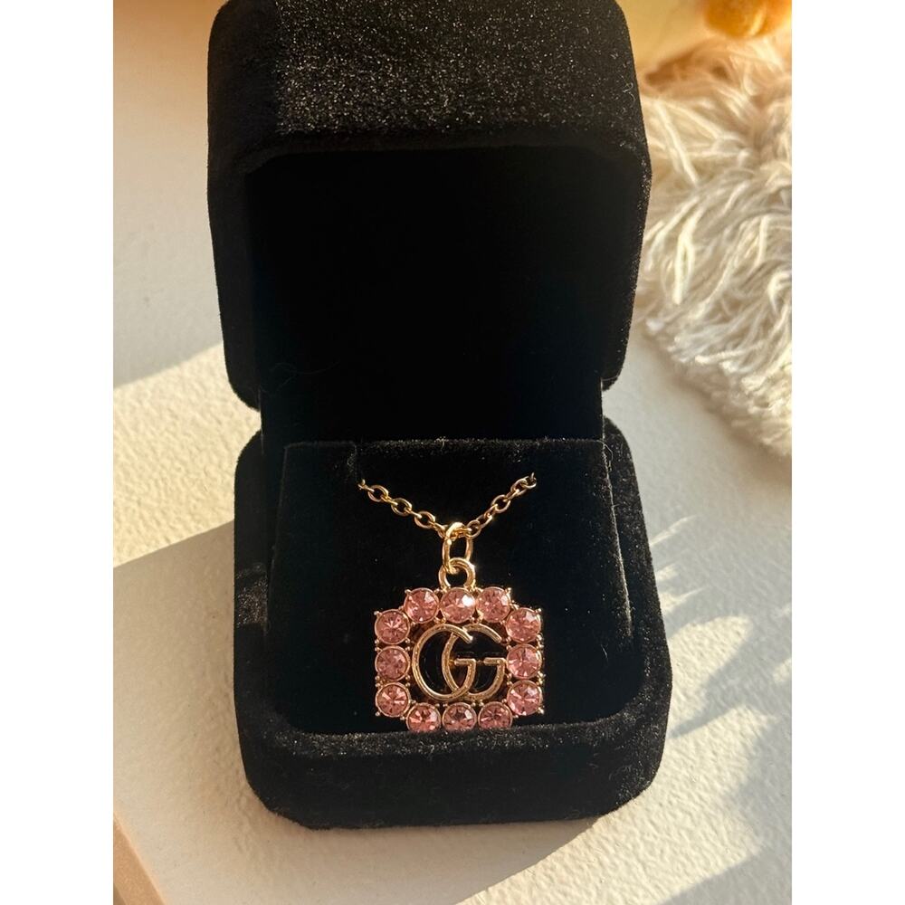 🎁BOGO Sale! Vintage ONLY 1! GUCCI Logo Upcycled Necklace - Picture 7 of 9